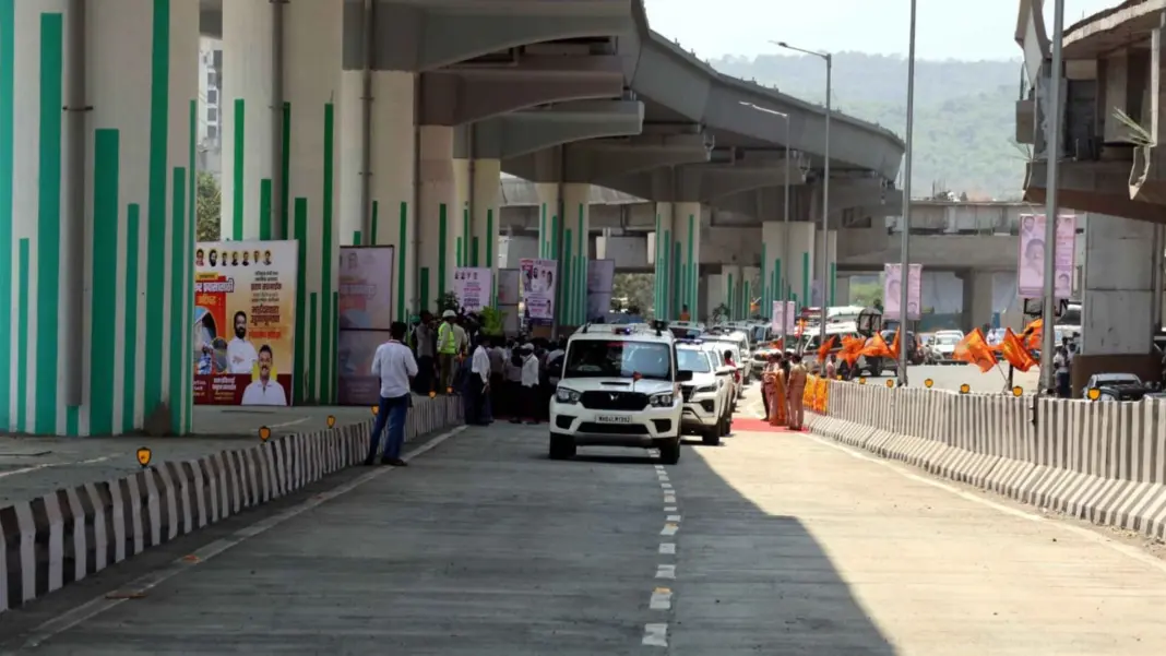 Thane Gets 800 Meter Flyover Metro Line 4 Advances For Seamless Travel