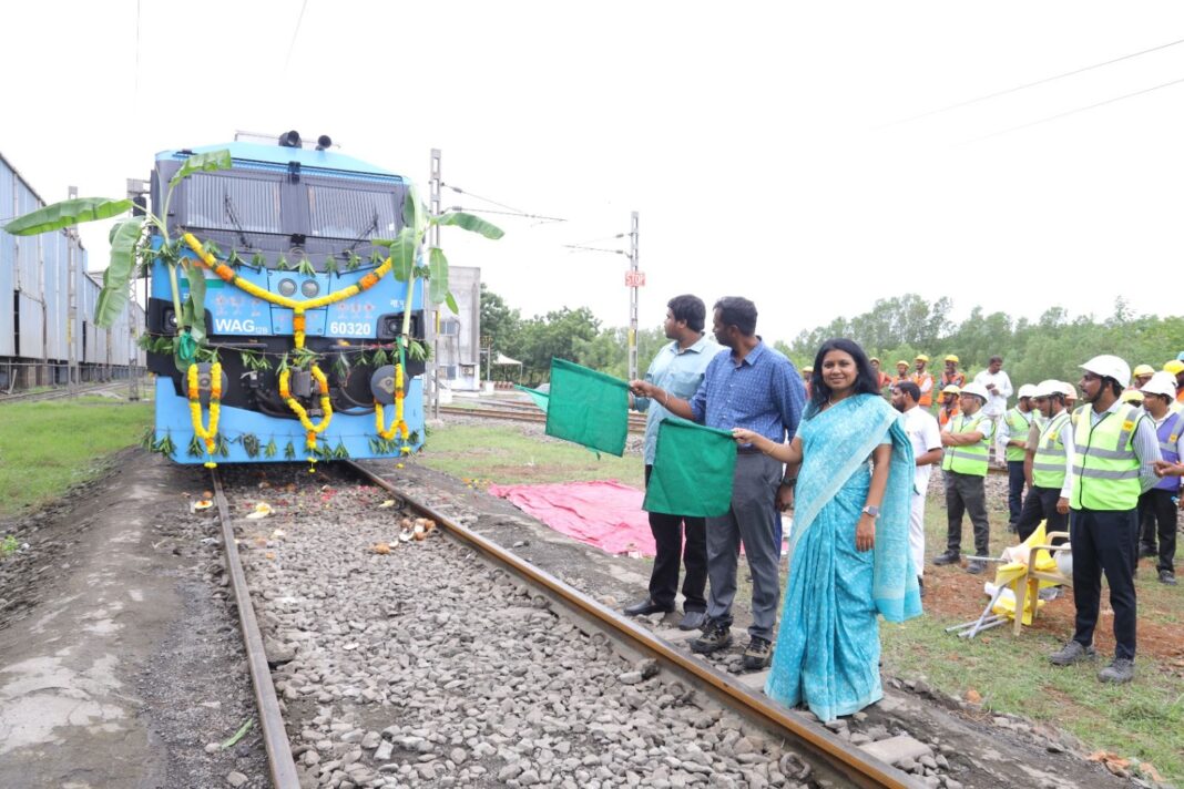 Hyderabad Flags Off CONCORs First Green Cement Tank Rake to Bengaluru