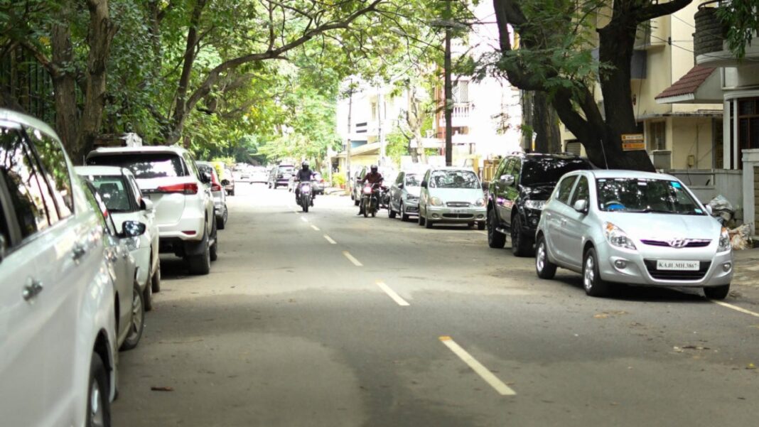 Bengaluru Residents Clash Over Parking Dispute Leaving 18 Vehicles Vandalised