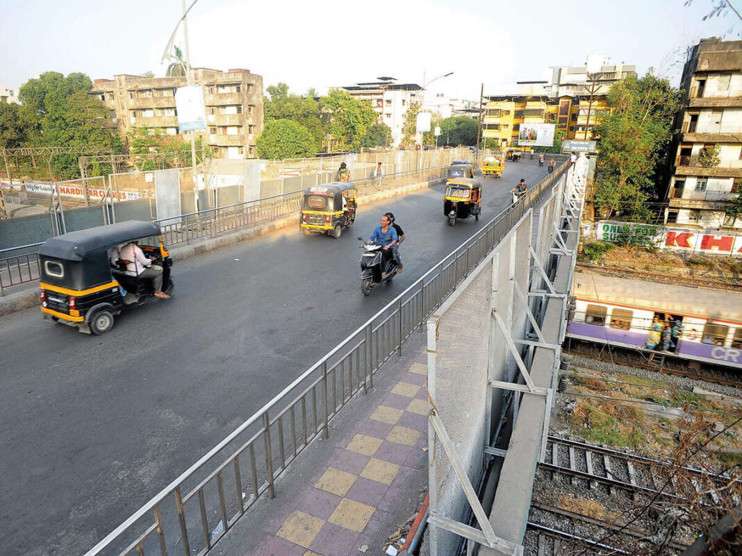 Dombivli’s New Flyover Faces Immediate Shutdown Amid Safety Concerns