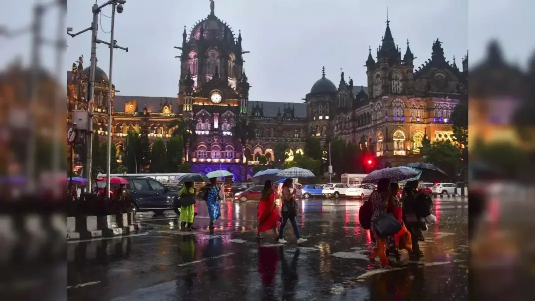 Mumbai: Heavy rain and a high tide are expected, causing potential flooding and train delays.