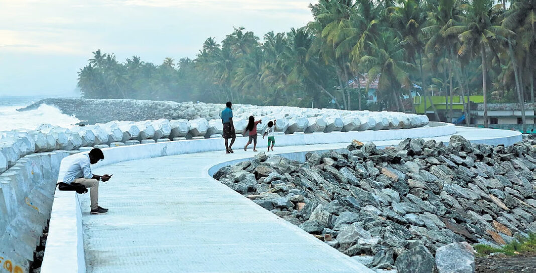 Kochi Clears 3.6 Km Tetrapod Seawall Project Worth Rs 306 Crore