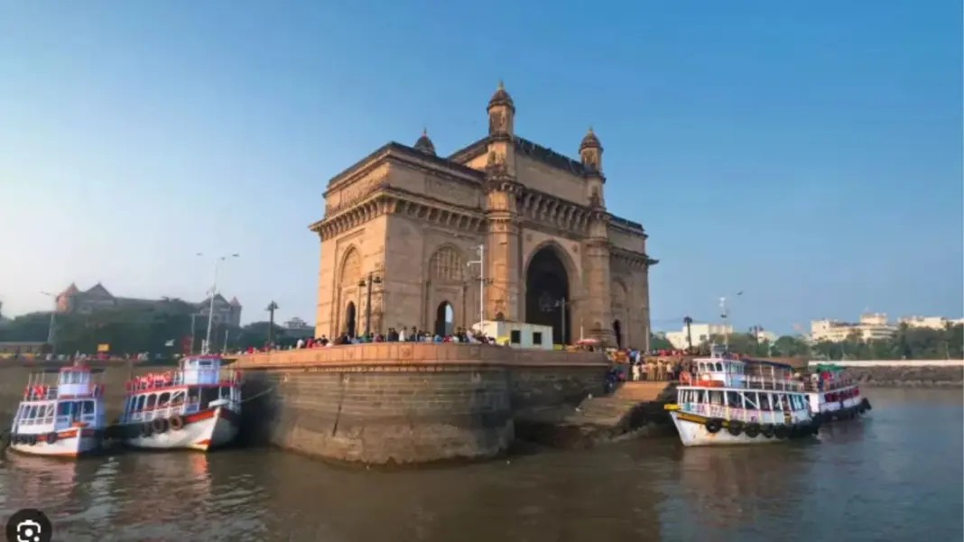 Mumbai court backs new jetty project near Gateway of India