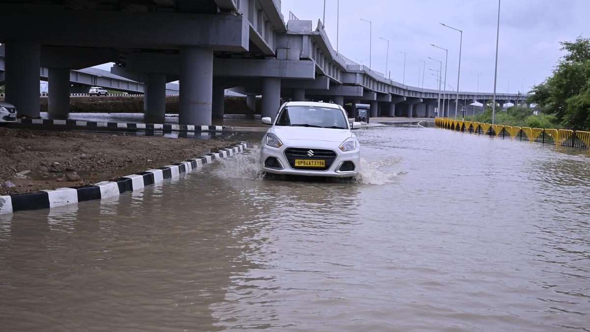 Delhi waterlogging disrupts traffic after heavy monsoon rain
