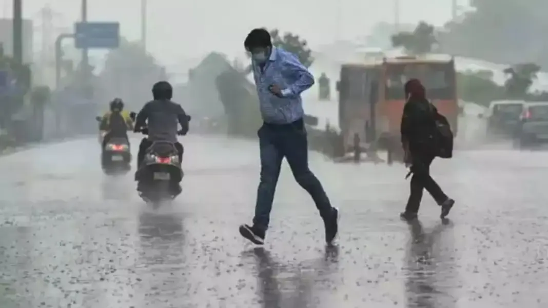 IMD Raises Mumbai Rain Alert As City Faces Continuous Heavy Downpour
