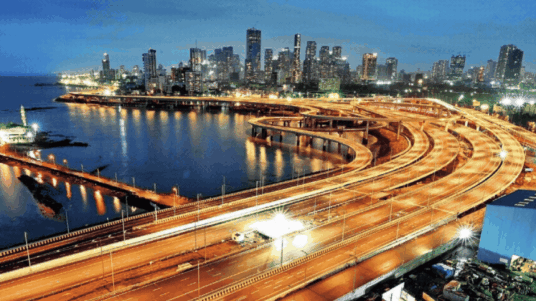 Mumbai CM Reviews 30 Projects And Sets Strict Three-Year Completion Deadline