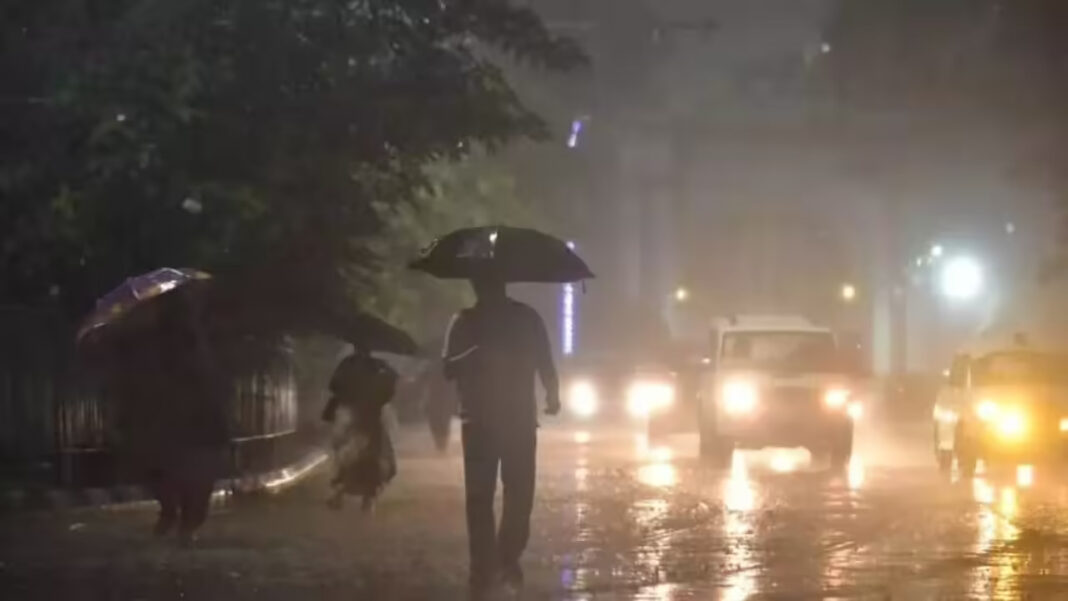 Kolkata Weather Forecast Warm Humid Conditions With Rain Expected