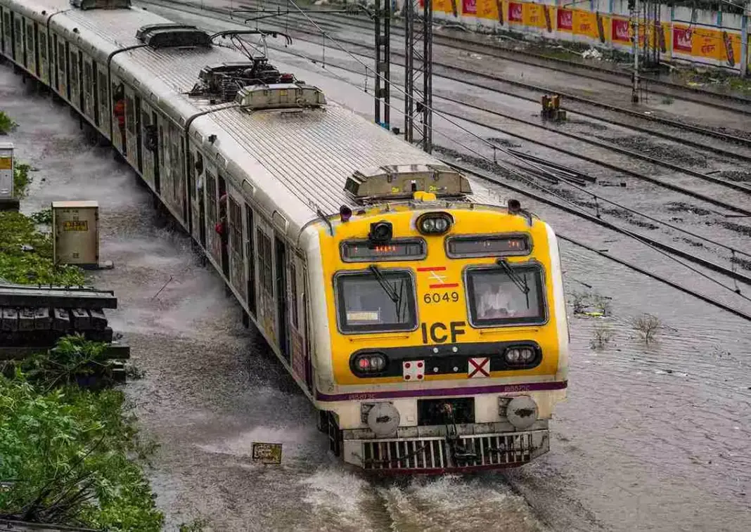 Mumbai locals run on time despite waterlogged tracks after heavy rainfall