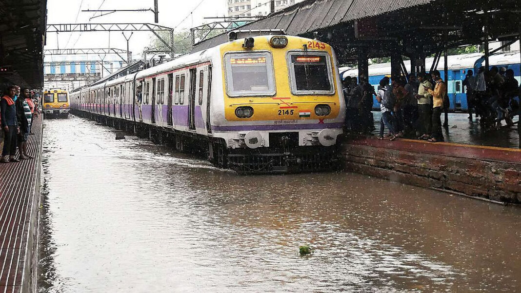Mumbai Waterlogging Cancels Many Western Line Trains, Passengers Face Long Travel Delays
