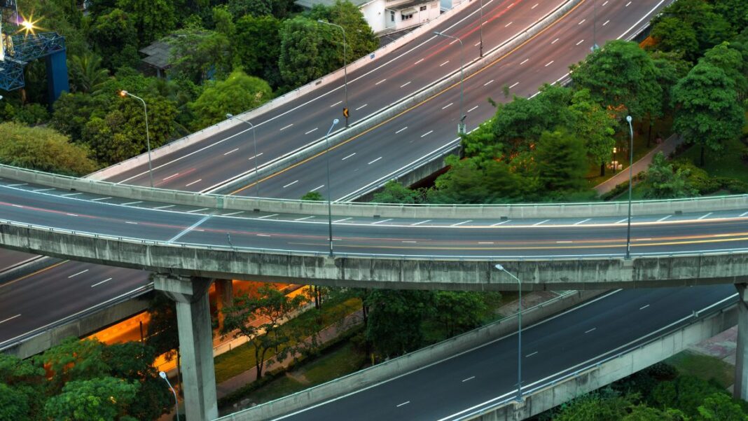 Bengaluru Chennai Expressway To Finish By 2026 Cutting Travel Time