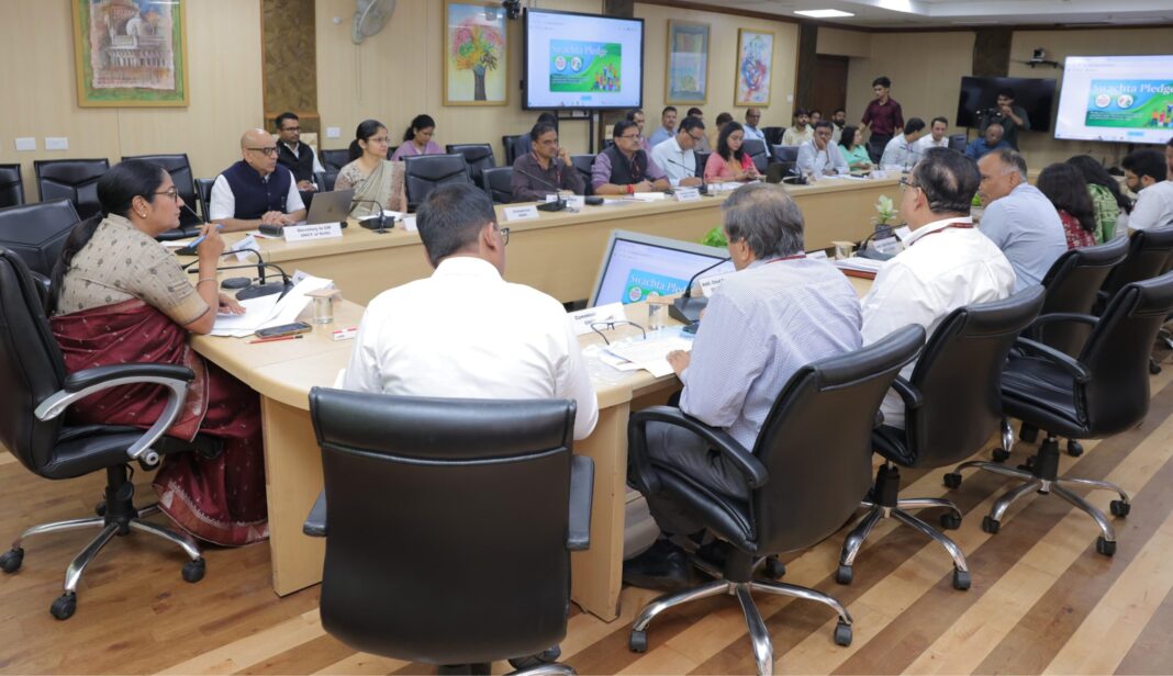 Delhi Launches Month-long Cleanliness Drive for Sustainable Urban Development