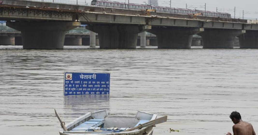 Delhis Yamuna River Recedes Below Danger Mark But Still Above Warning