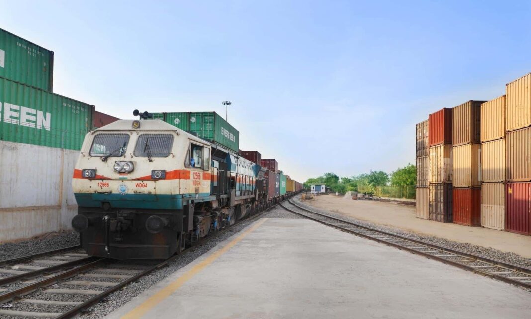 Gandhidham‑Ahmedabad Rail Service Links Gujarat to NCR, Boosts Make in India Trade