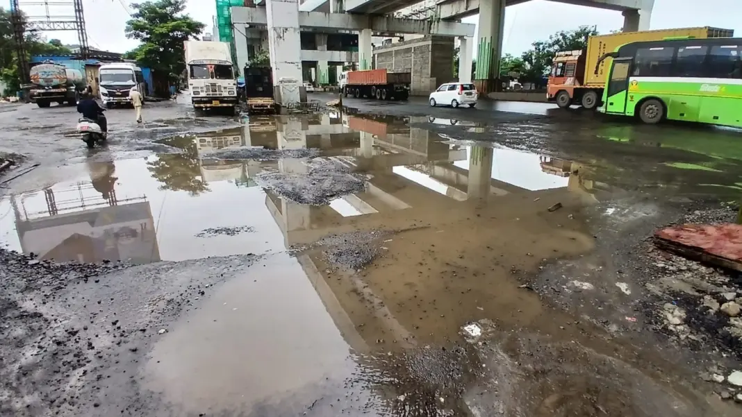 Kondapur commuters demand GHMC repair hazardous waterlogged road during monsoon