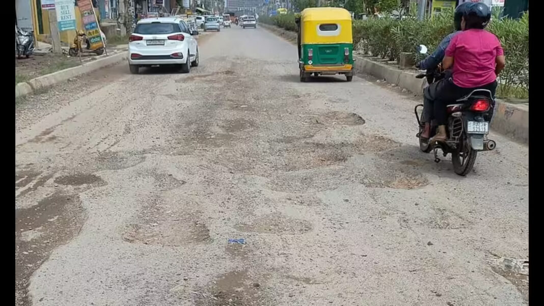 Navi Mumbai Airport Connector Roads Potholes Raise Safety Concerns, Delaying Commuters