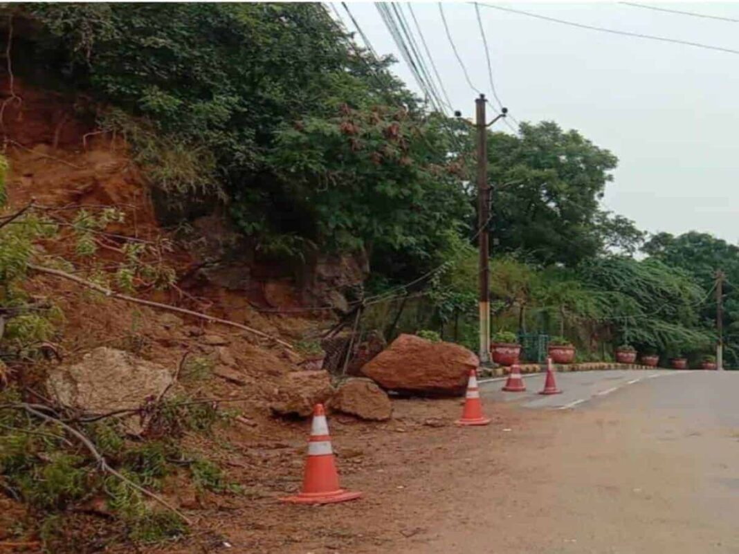 Hyderabad traffic disrupted as landslide blocks Srisailam ghat road