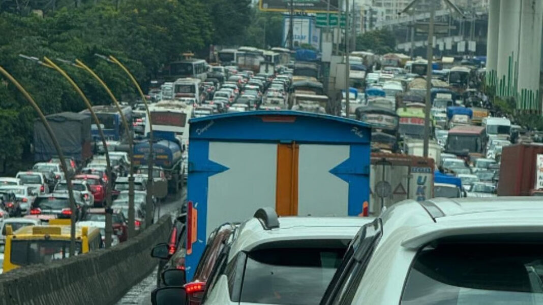 Thane Faces Massive Traffic Chaos On Mumbra-Kharegaon, Ghodbunder Road Repairs