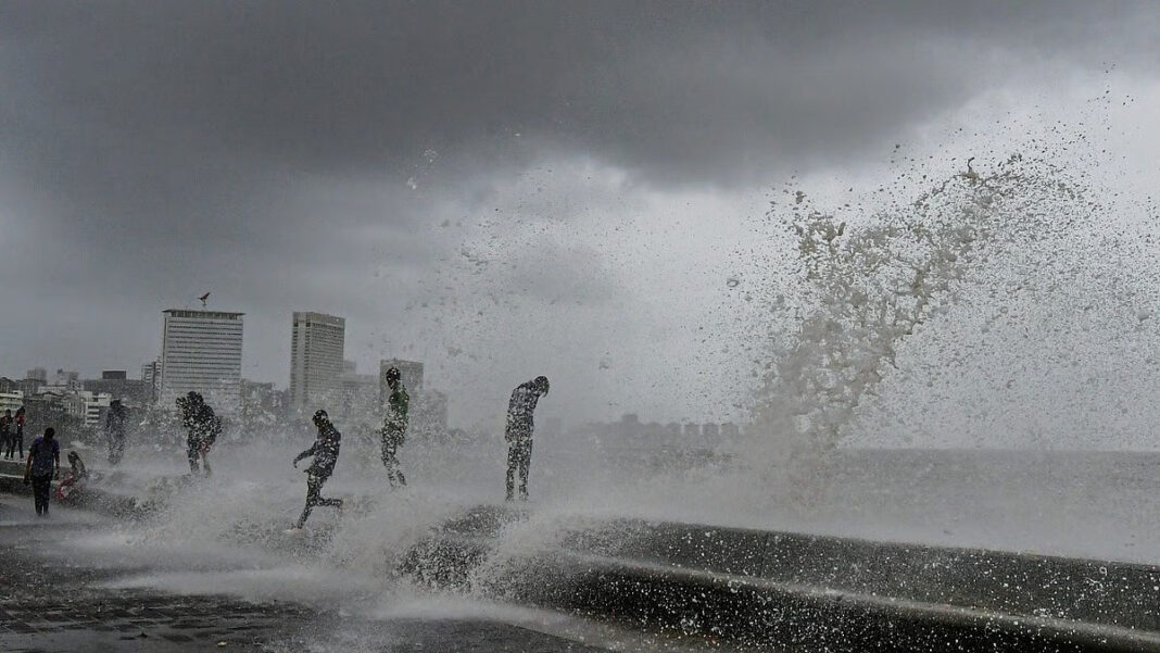 Mumbai Braces For More Rain As IMD Issues Alert Across Konkan Vidarbha