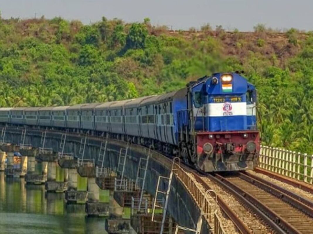 Mumbai to Konkan railway boosts Ganpati travel with special train