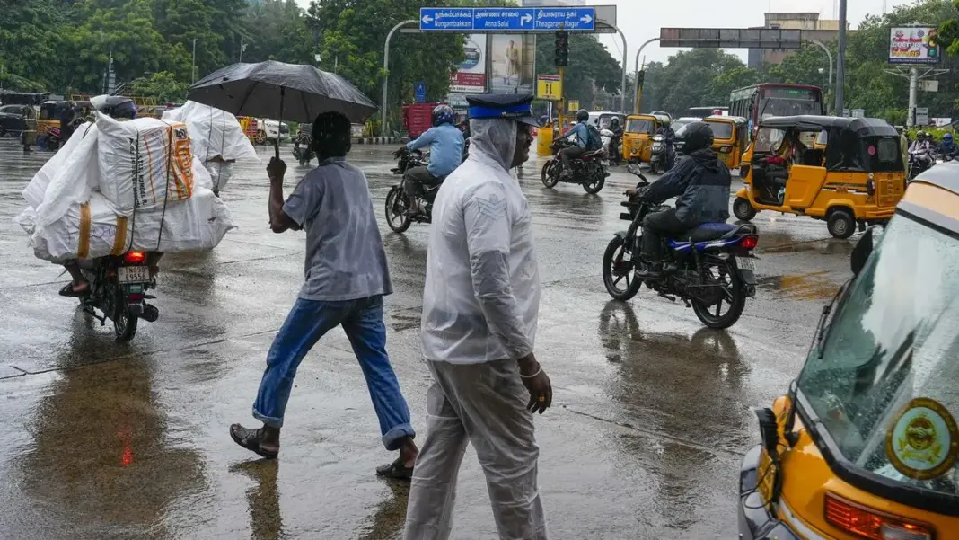 Chennai Braces For Heavy Rain With Waterlogging And Traffic Alerts