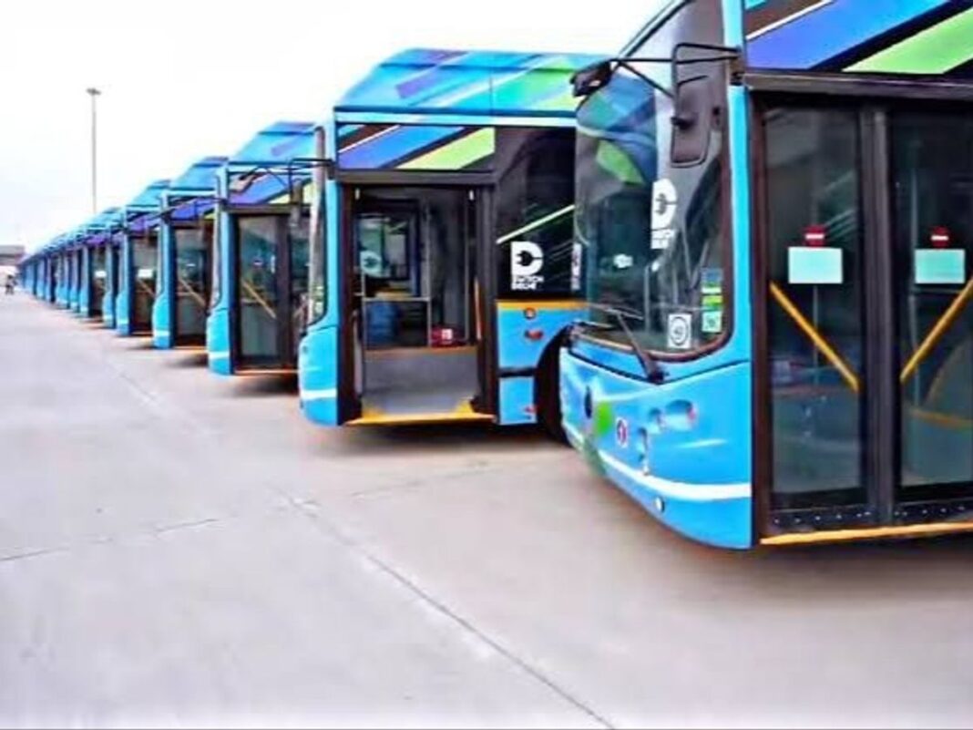 Delhi Moves To Replace 2743 CNG Buses With Electric Buses By 2031