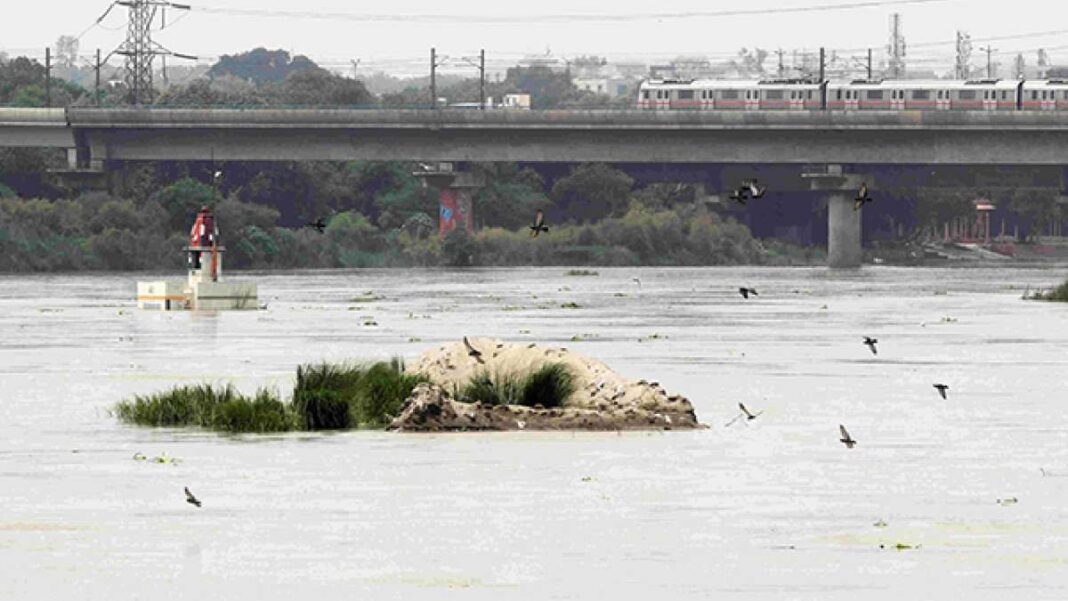 Delhi Yamuna River Nears Danger Mark After Heavy Barrage Water Release