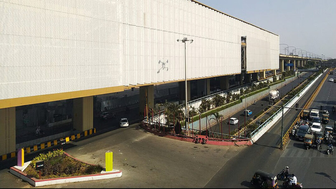 Pune Metro Stations In Pimpri Chinchwad Have No Parking Commuters Must Use Public Transport