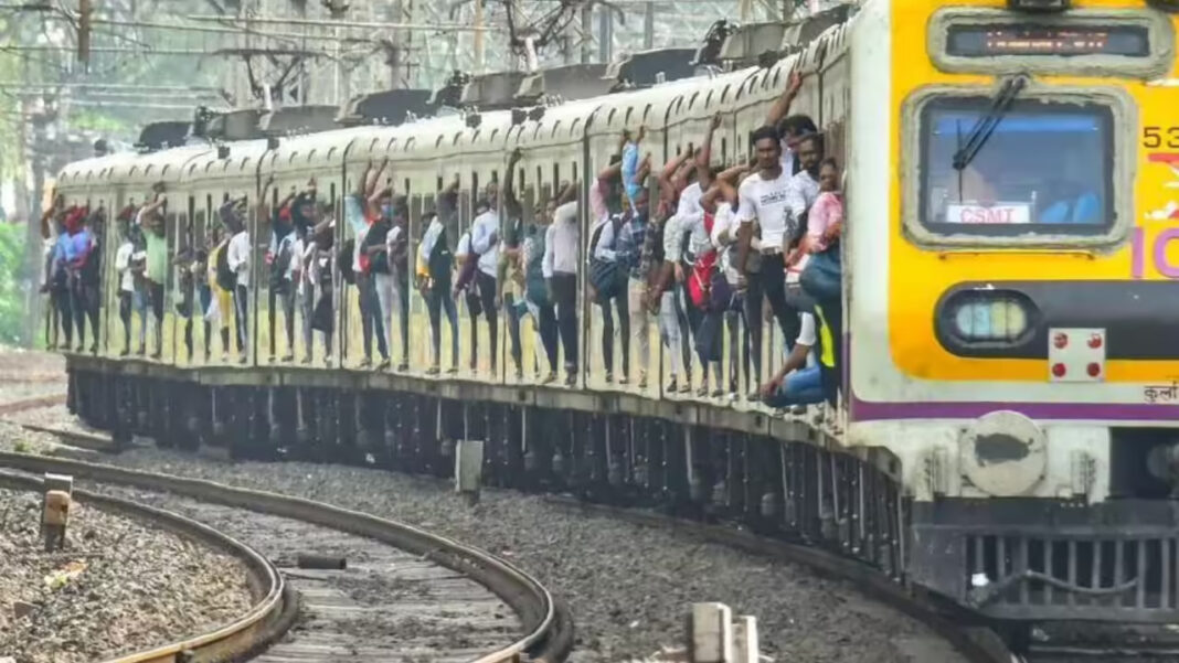 Dombivli Platform 5 Expansion Delayed Amid 15-Car Train Preparations