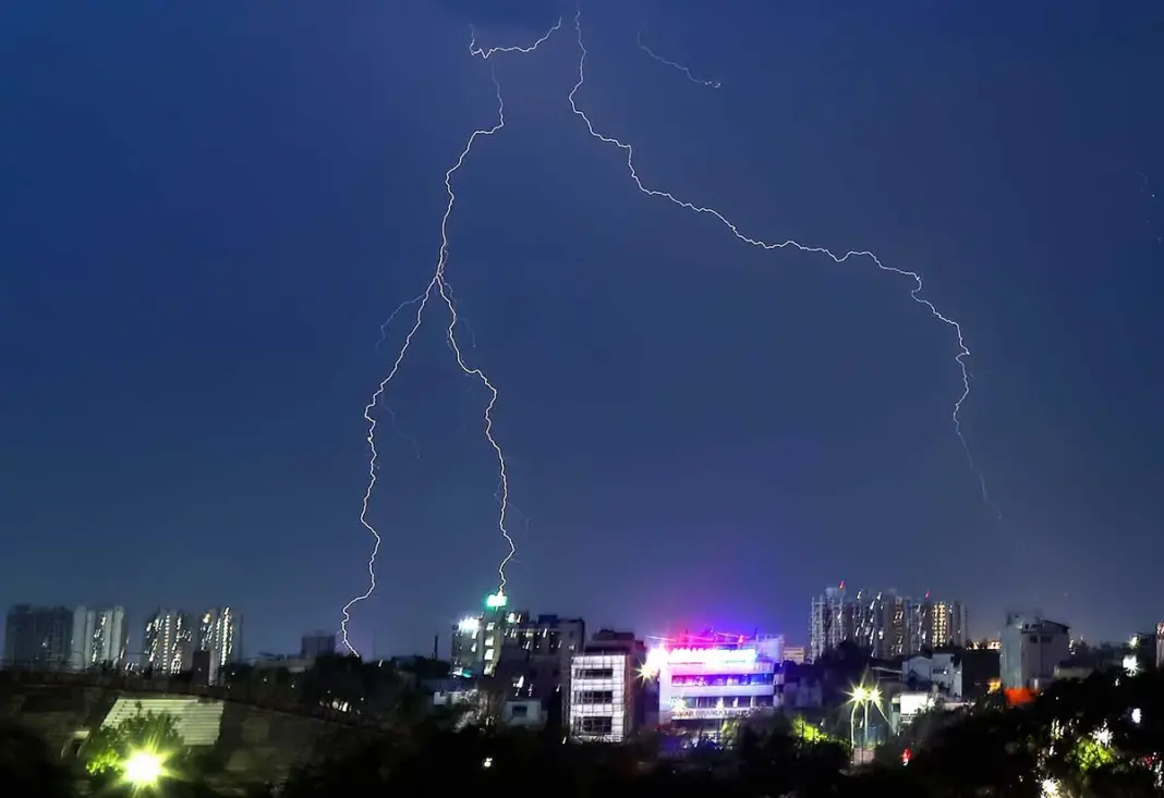 Raipur Airport Navigation System Damaged By Lightning, Flight Operations Significantly Disrupted Today
