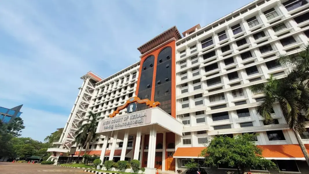 Kochi High Court Forms Panel To Review Sewerage Network