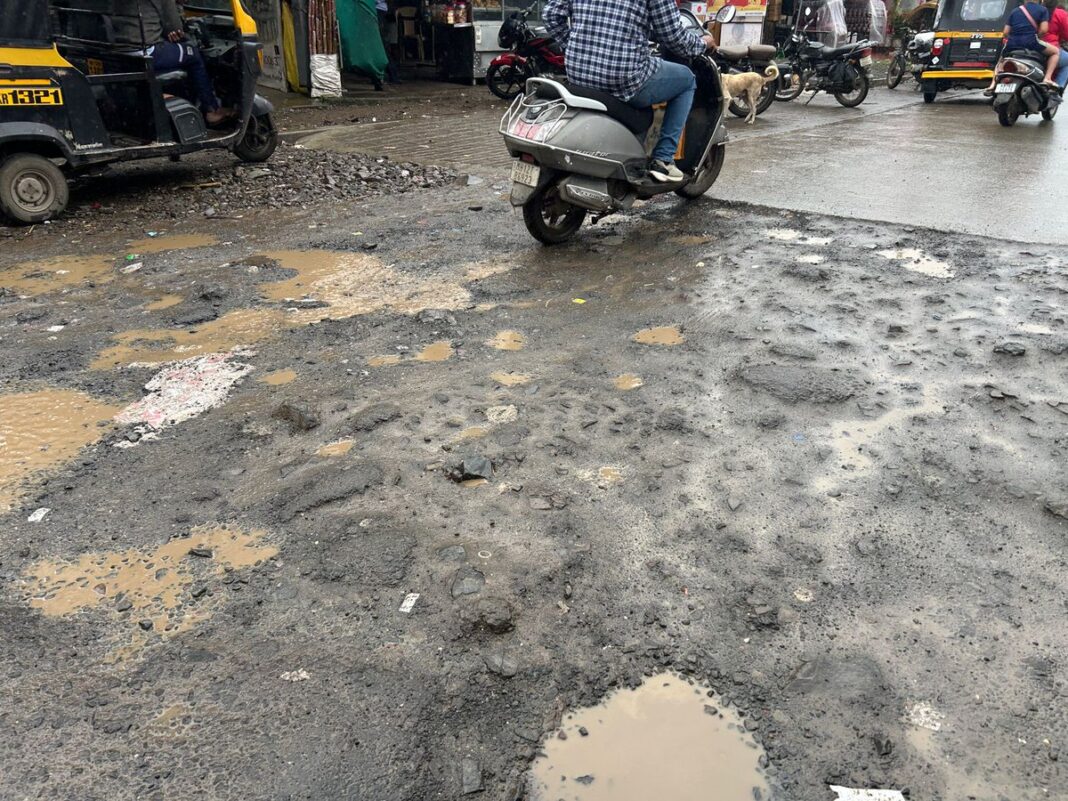 Pune Allocates Rs 145 Crore For Cycling Tour Roads Despite Pothole Complaints