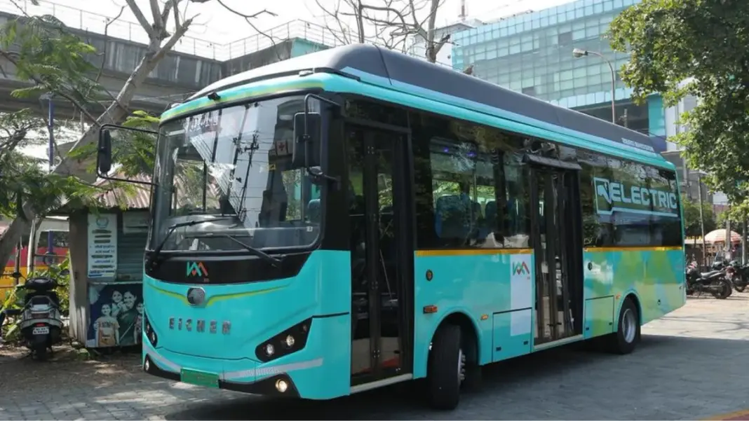 Kochi Metro Expands E feeder Buses Linking Kalamassery To Infopark Phase 2