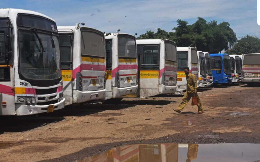 Pune Urges Municipal Bodies To Allot Spaces For Modern Bus Depots Expansion