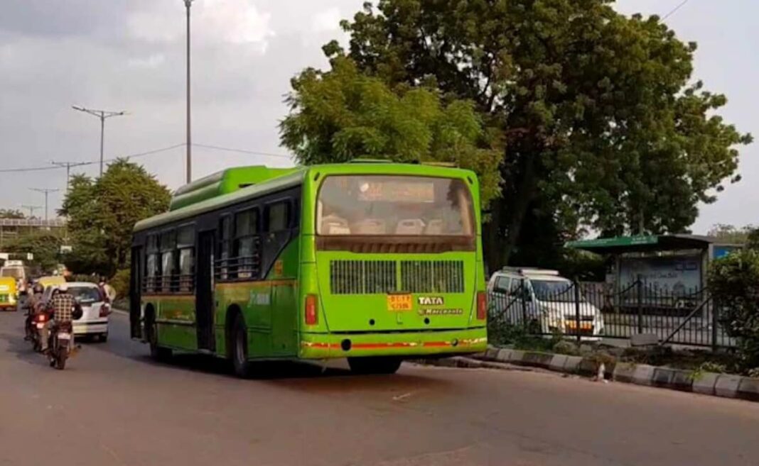 Delhi identifies 18 new bus routes in Trans Yamuna to cut congestion and improve metro connectivity, boosting eco friendly and commuter friendly transport.