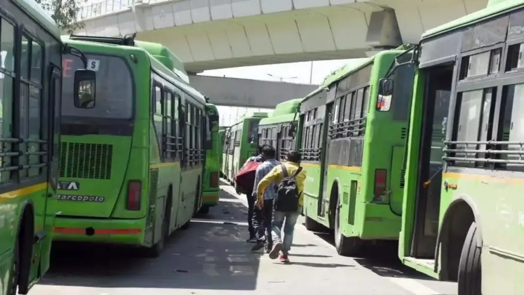 Delhi launches UPI ticketing on DTC buses for cashless travel