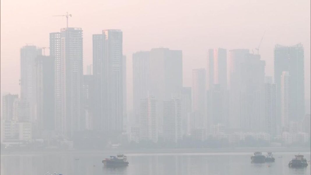 Mumbai Records Worst Air Quality of 2025 During Festive Season