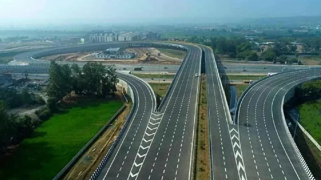 Lucknow Kanpur Expressway Nears Completion Reducing Travel Time Drastically