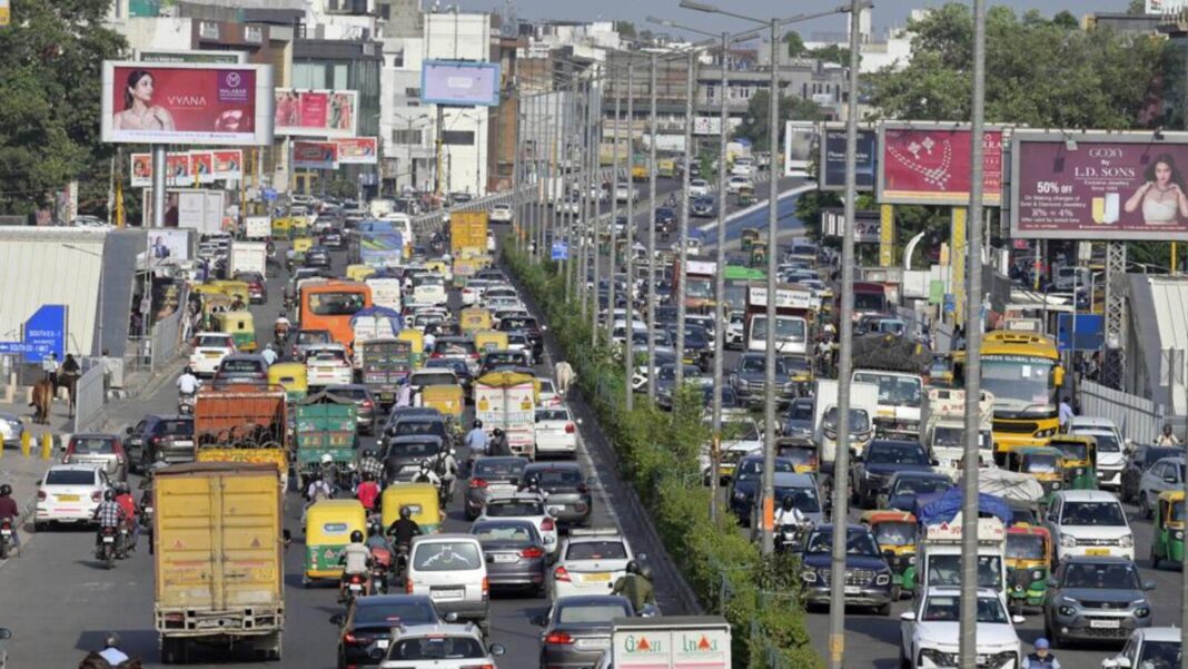 Delhi Roads Grind to Halt as Diwali Traffic Surges Across City