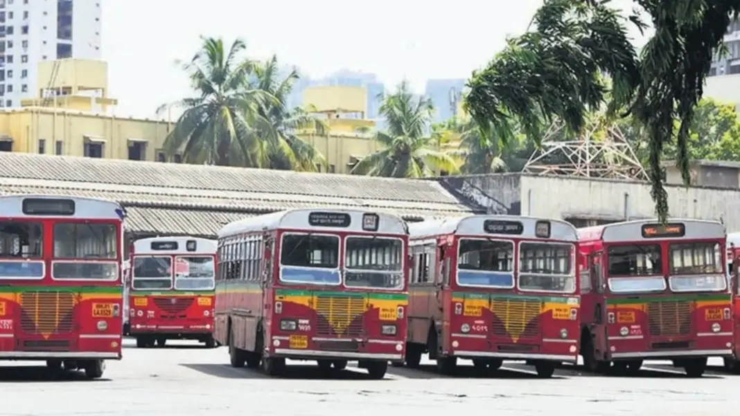 Mumbai Contractual BEST Drivers Stage Strike Over Salaries And Diwali Bonus