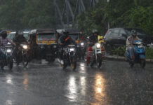 Pune Faces Intense Rains Causing Mumbai Bengaluru Highway Congestion And Crop Damage