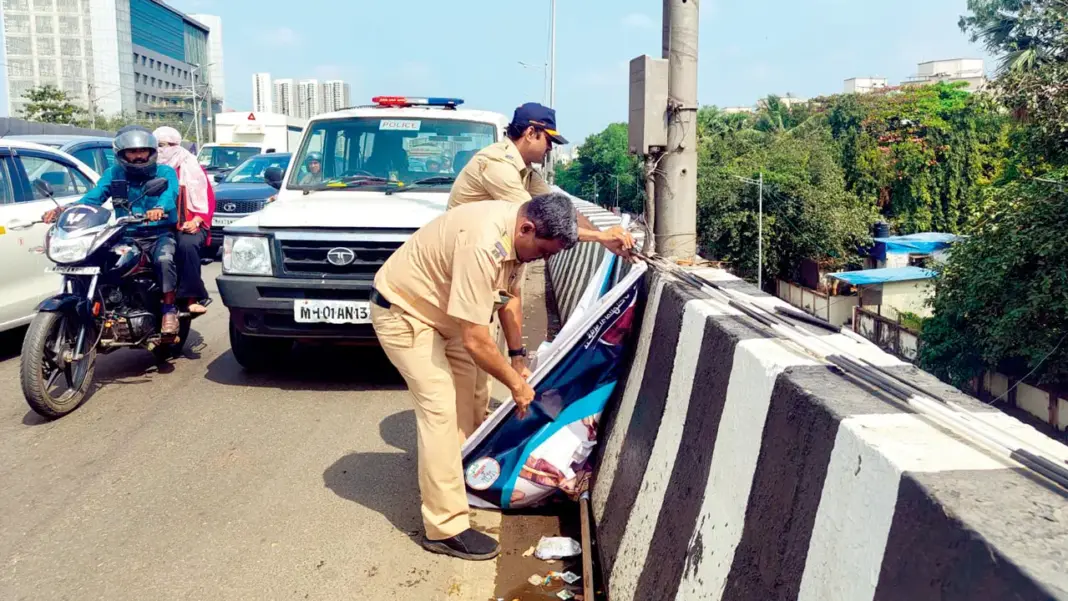 Mumbai Police Clear Unsafe Hoardings On Western Express Highway For Safety