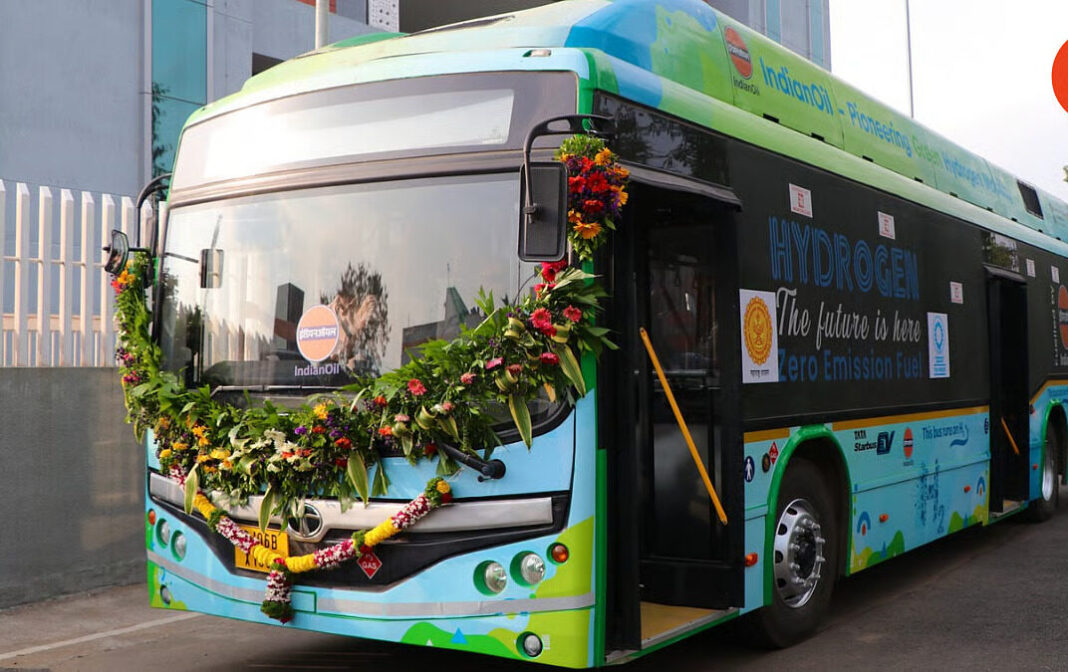 Pune Tests States First Green Hydrogen Bus Under Sustainable Mobility Drive