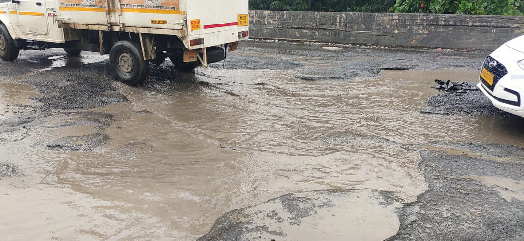 Bhiwandi Flyover Crumbles Just Nine Years After Inauguration, Triggering Public Outrage