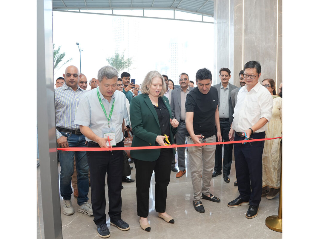Raheja Universal Unveils Navi Mumbai World Trade Center In Raheja District