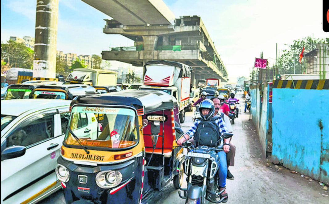 Dahisar toll naka moved only 100 metres after NHAI roadblock