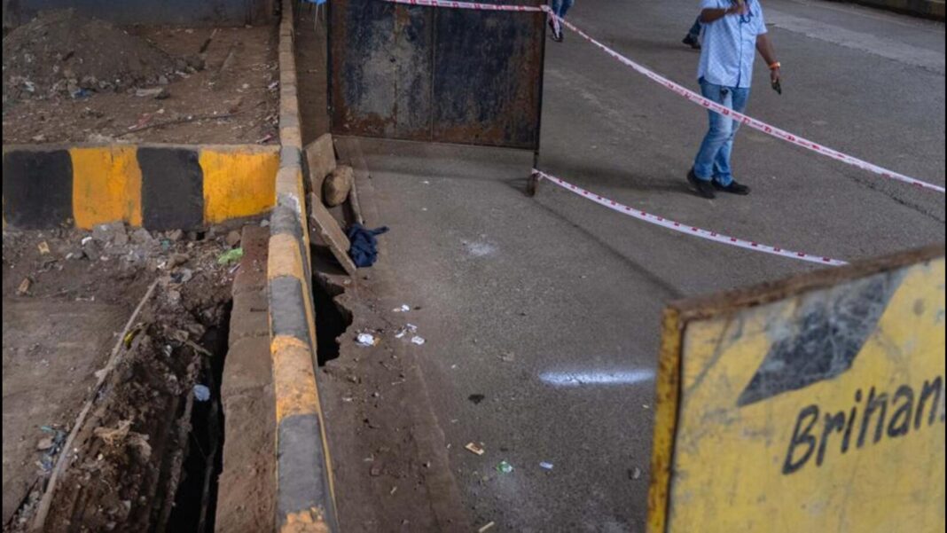 Mumbai Sewer Line Damage Causes Andheri Lane Closure