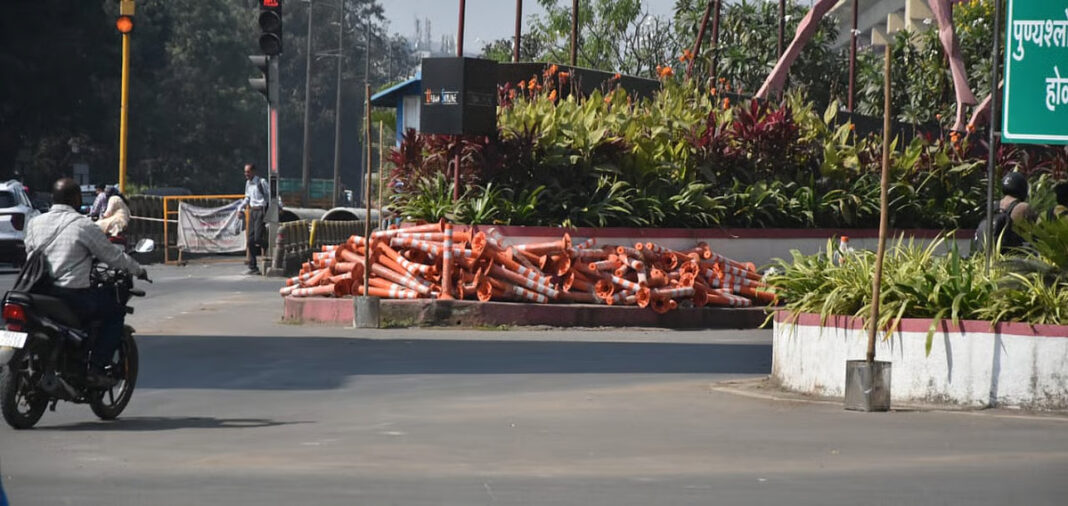 Pimpri-Chinchwad Municipal Corporation Removes Road Narrowing At Morwadi Square After Traffic Congestion