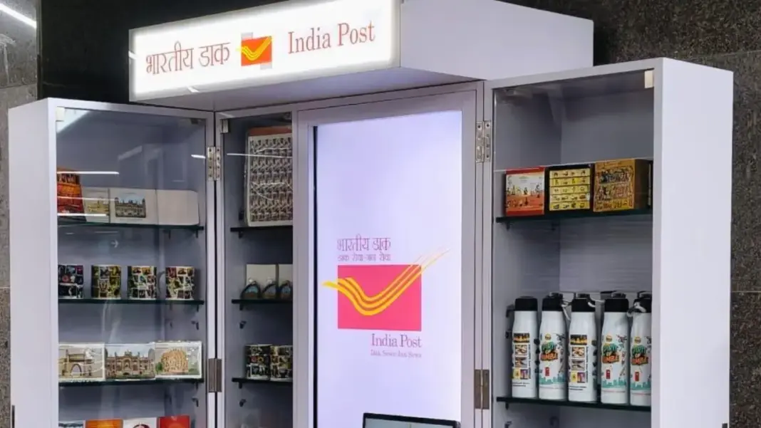 Mumbai Metro Station Gets India Post Service Desk To Boost Commuter Convenience