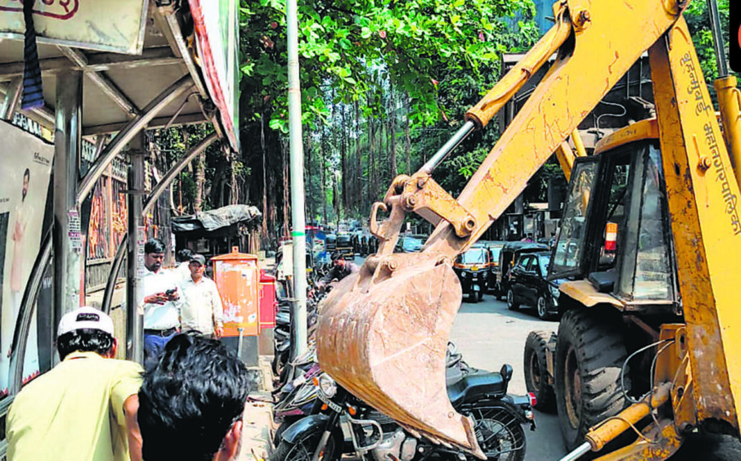 Juhu Residents Launch 80-Strong Drive To Clear Fifteen Streets Of Encroachments
