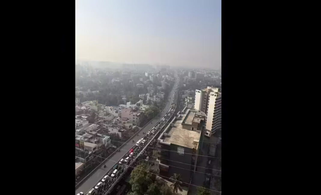 Pune Commuters Stuck After Earthmover Breakdown Creates Long Jams On Sinhagad Road